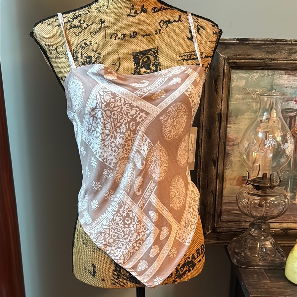 A Father's Love top. Size medium. NWT.